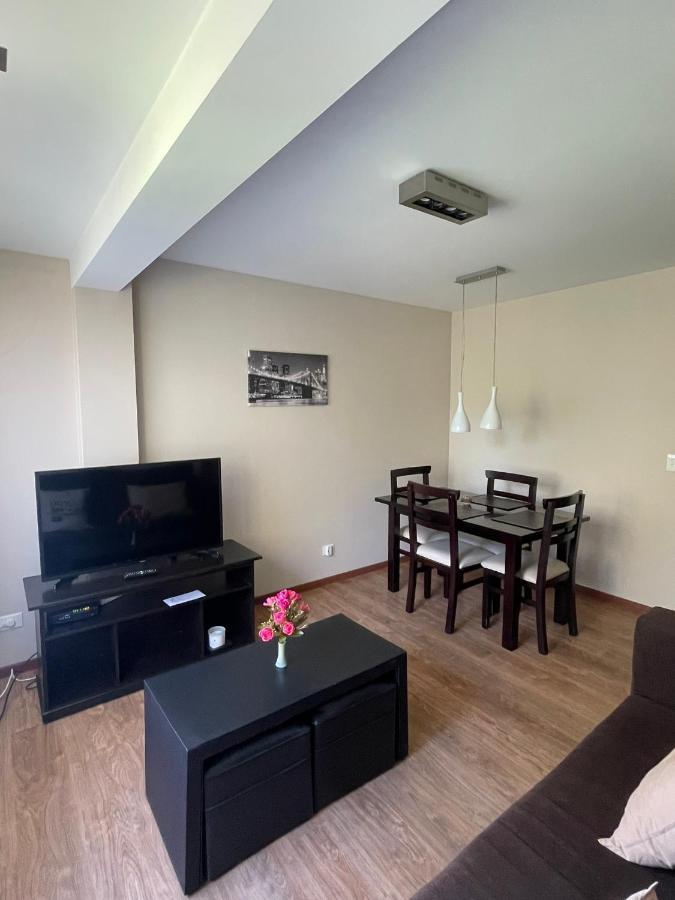 Apartamento Centrico, Ideal P/ Pareja De Viajeros Apartment San Carlos de Bariloche Luaran gambar